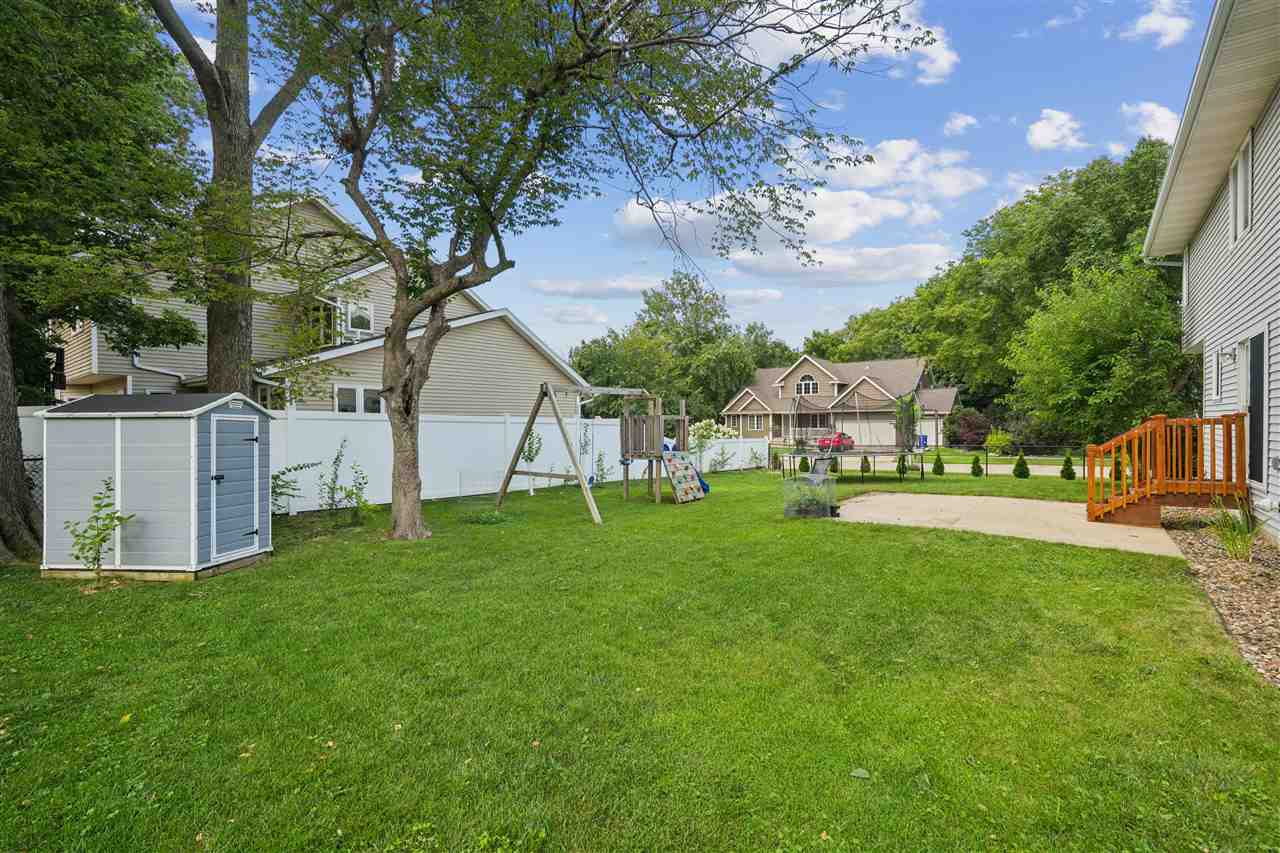 1013 Chesterfield Road Cedar Rapids, IA 52402 - Photo 32 of 39 Gallery Image 32