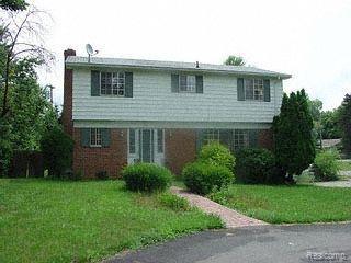 639 Pontiac Road Oxford, MI 48371 - Photo 1 of 1 639 Pontiac