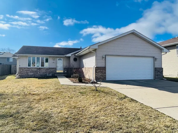 $2,700 | 6906 Townsend Boulevard, Plainfield, IL 60586