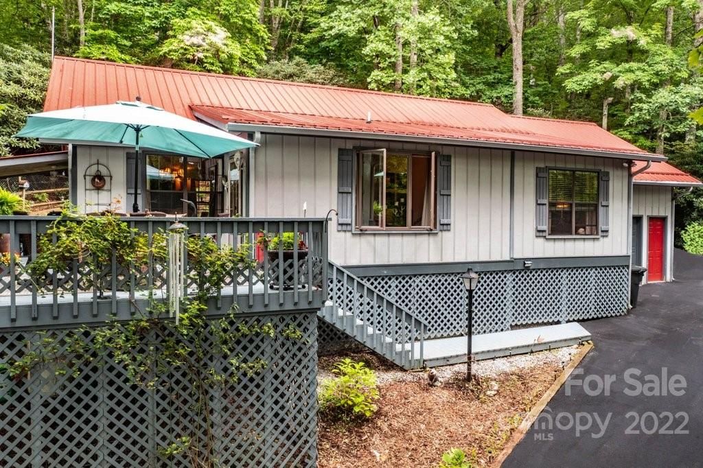 57 Spring Road Spruce Pine, NC 28777 - Photo 1 of 46 Gallery Image 1