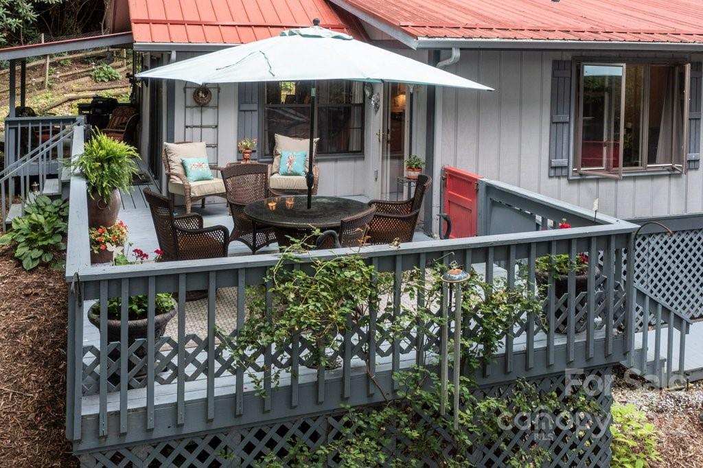57 Spring Road Spruce Pine, NC 28777 - Photo 2 of 46 Gallery Image 2
