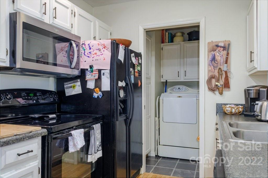 57 Spring Road Spruce Pine, NC 28777 - Photo 6 of 46 Gallery Image 6