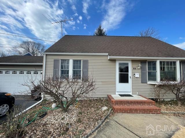 22 Wilcox Road New Brunswick, NJ 08901 - Photo 1 of 12 a front view of a house with garden