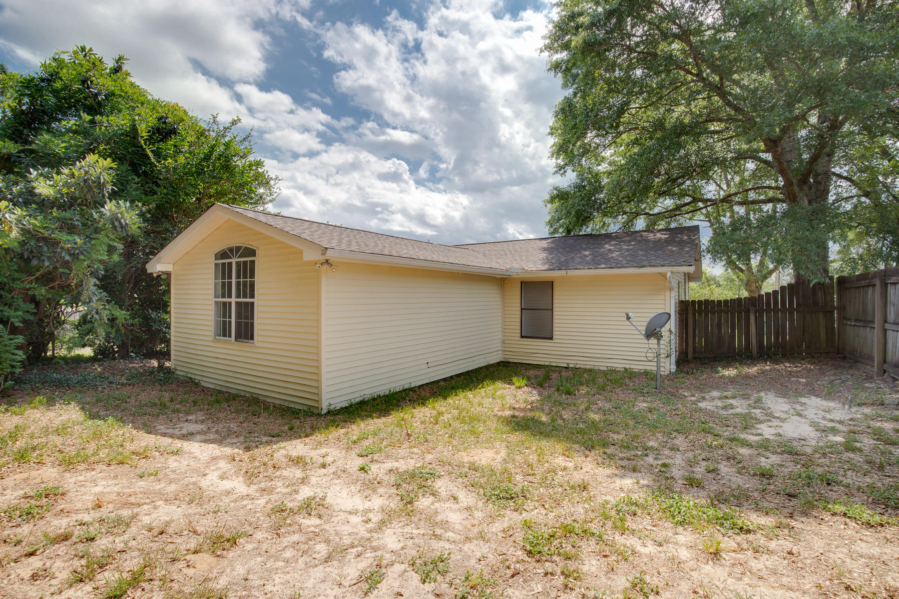 5323 Monterrey Road Crestview, FL 32539 - Photo 17 of 18 5323 Monterrey Road