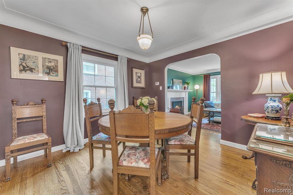 421 Maison Road Grosse Pointe Farms, MI 48236 - Photo 12 of 44