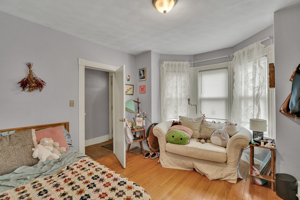 10 Hancock Street Somerville, MA 02144 - Photo 12 of 35