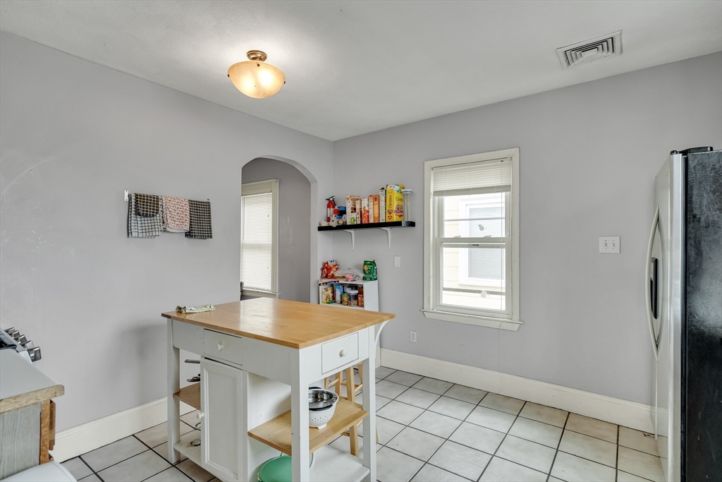 10 Hancock Street Somerville, MA 02144 - Photo 20 of 35