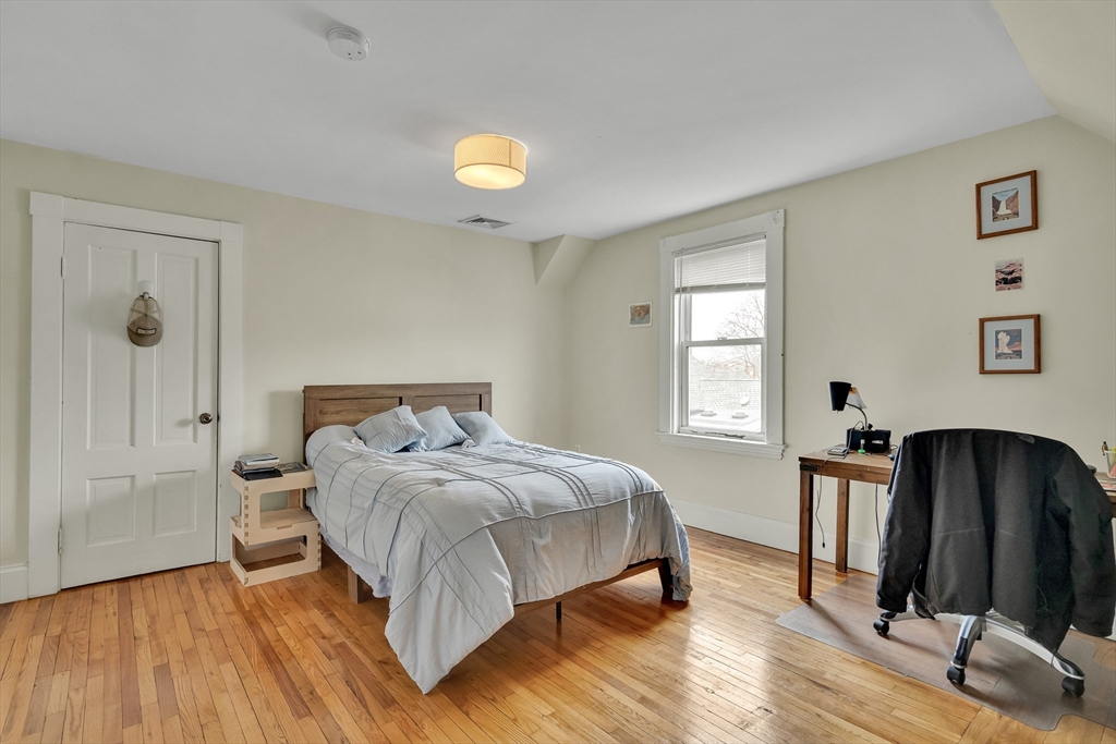 10 Hancock Street Somerville, MA 02144 - Photo 26 of 35