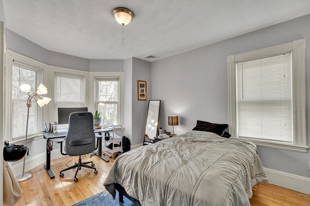 10 Hancock Street Somerville, MA 02144 - Photo 27 of 35