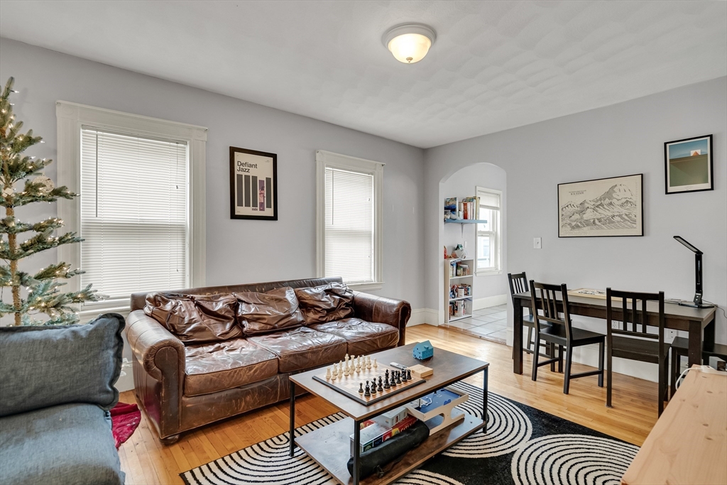 10 Hancock Street Somerville, MA 02144 - Photo 8 of 35