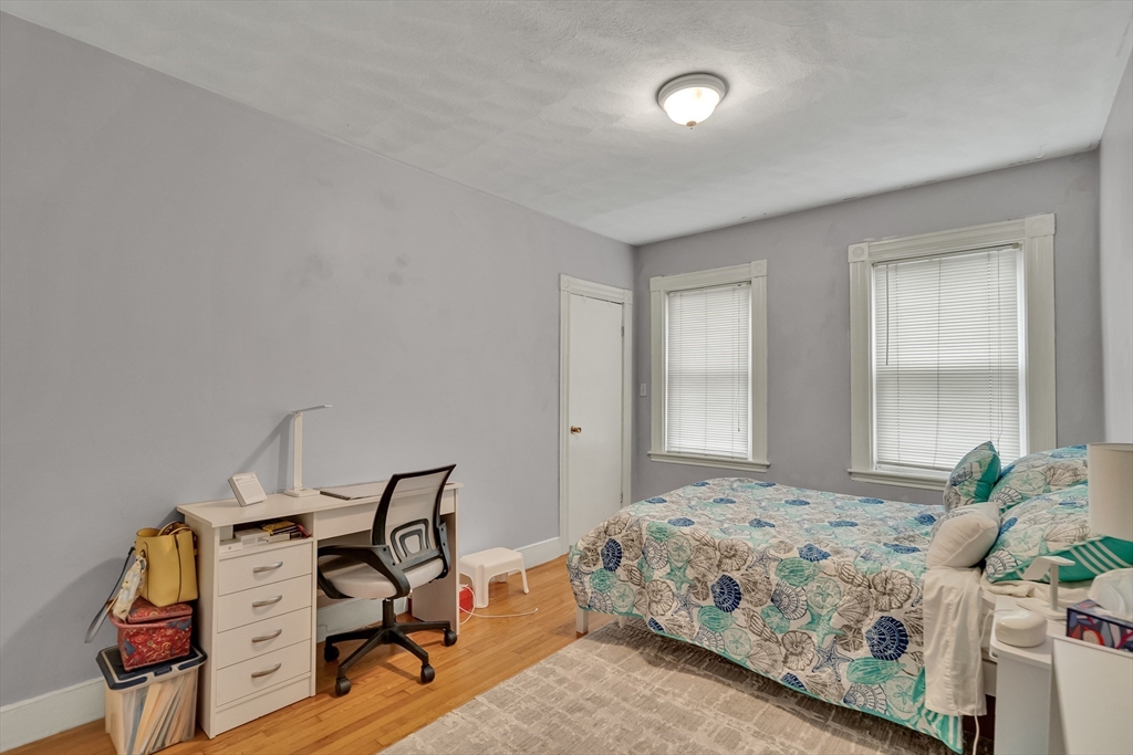 10 Hancock Street Somerville, MA 02144 - Photo 10 of 35