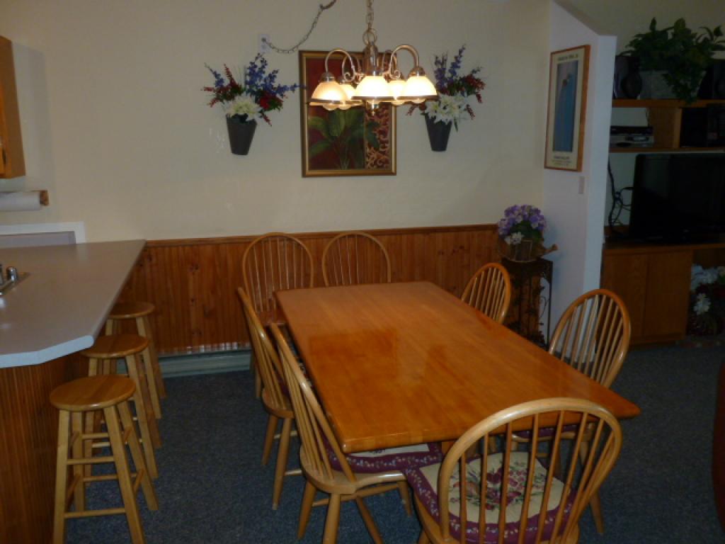 255 Old Mill Road, Unit F18 Killington, VT 05751 - Photo 4 of 14 Gallery Image 4