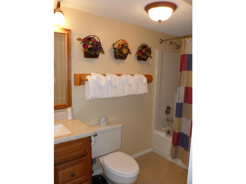 255 Old Mill Road, Unit F18 Killington, VT 05751 - Photo 8 of 14 Gallery Image 8