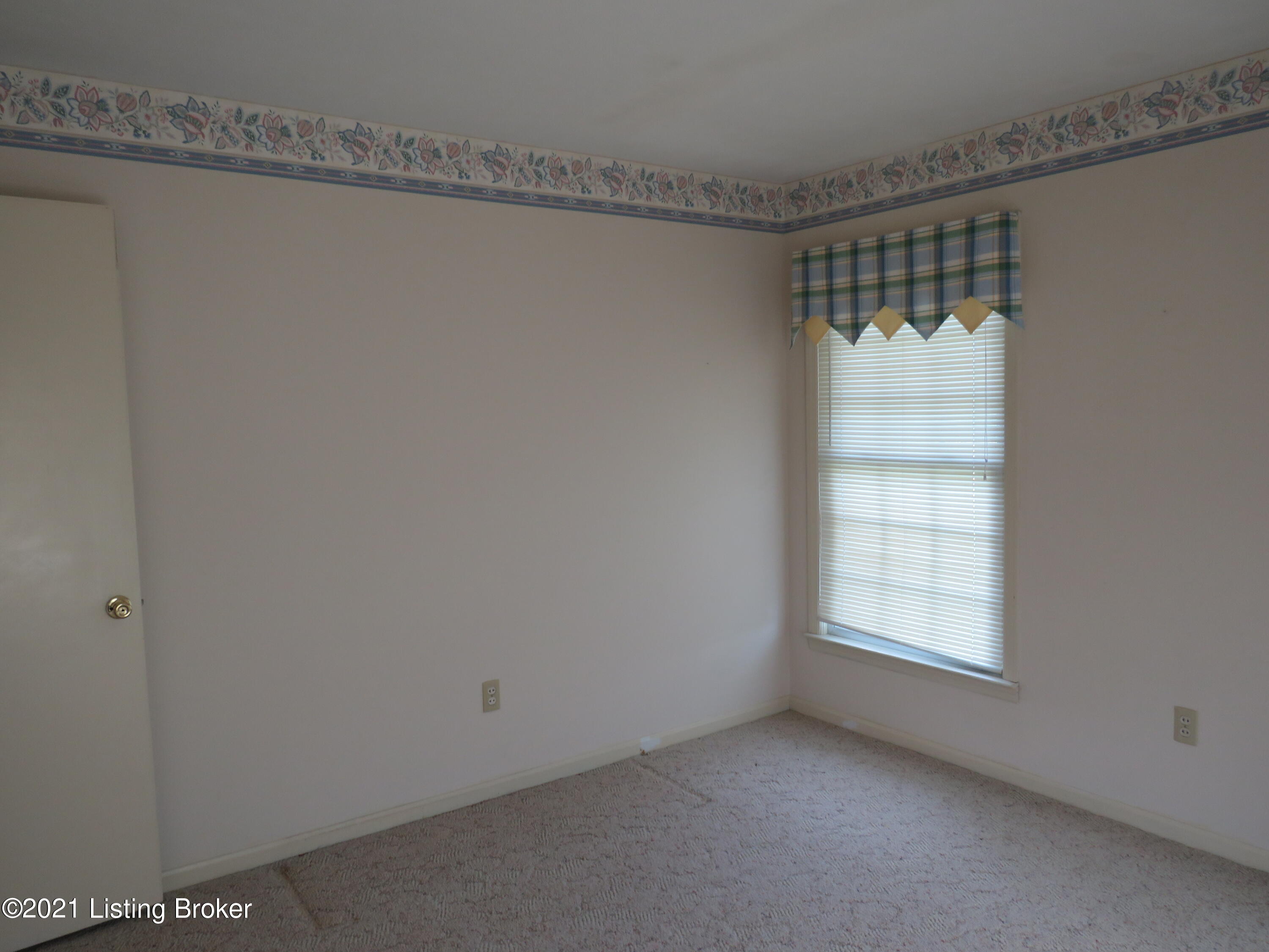 12588 Mt Eden Road Mount Eden, KY 40046 - Photo 29 of 56 Second bedroom