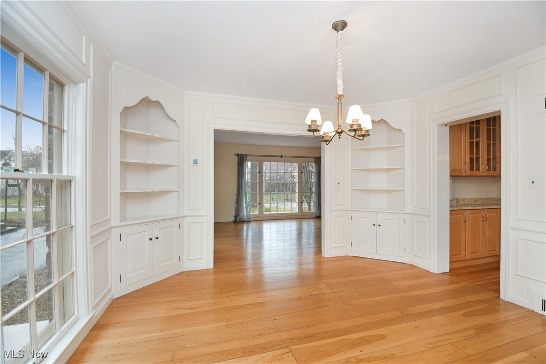 3305 Ardmore Road Cleveland, OH 44120 - Photo 8 of 33 Gallery Image 8
