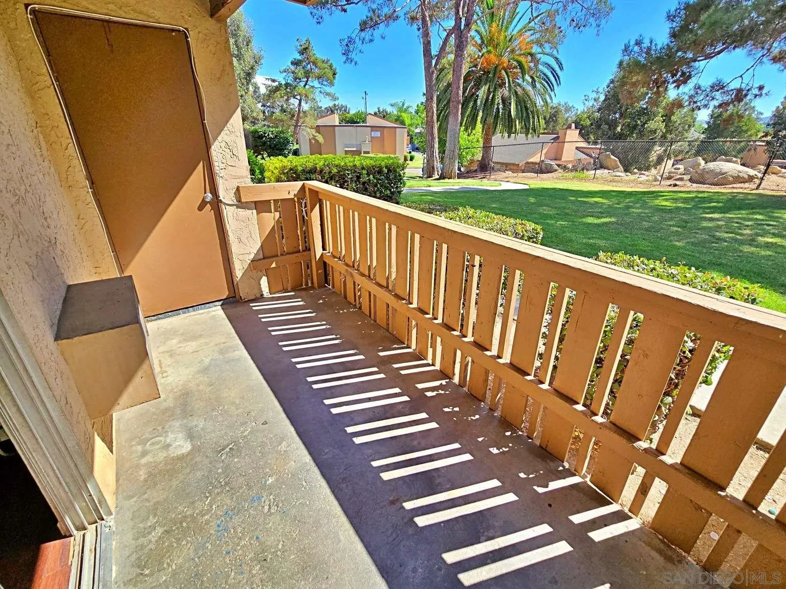 1051 Rock Springs Road, Unit 137 Escondido, CA 92026 - Photo 18 of 20