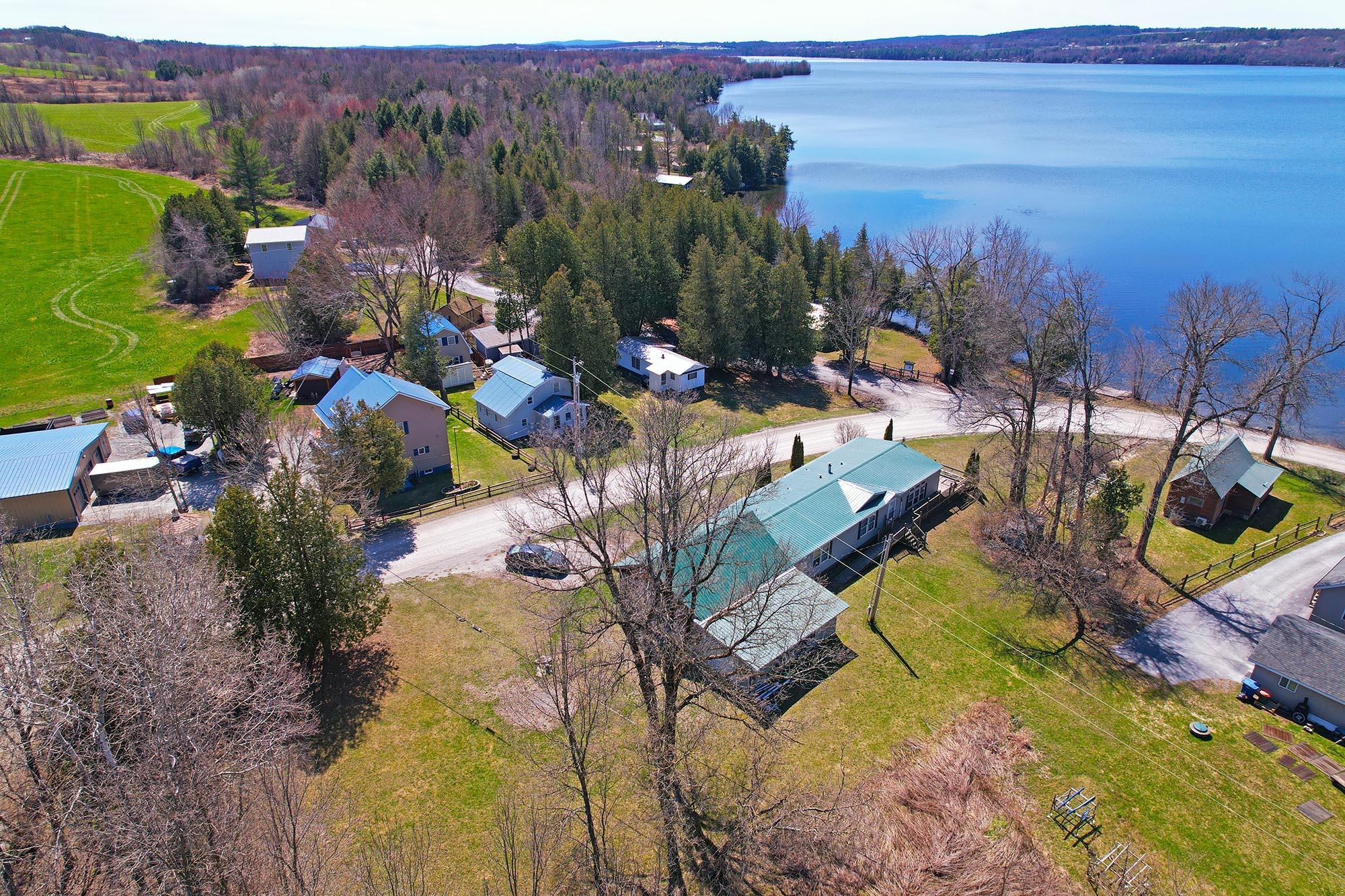 427 Dewing Road Franklin, VT 05457 - Photo 8 of 35