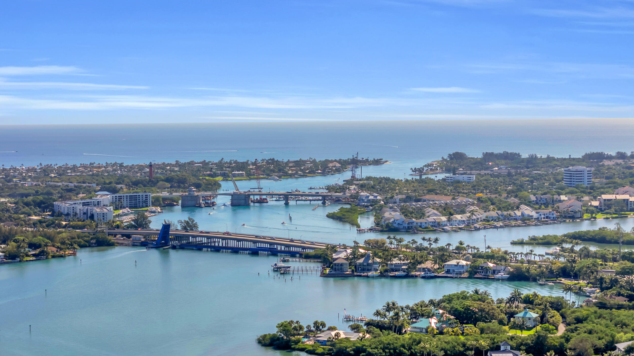 910 Dolphin Drive Jupiter, FL 33458 - Photo 23 of 29 61_dji_20250314103327_0990_d