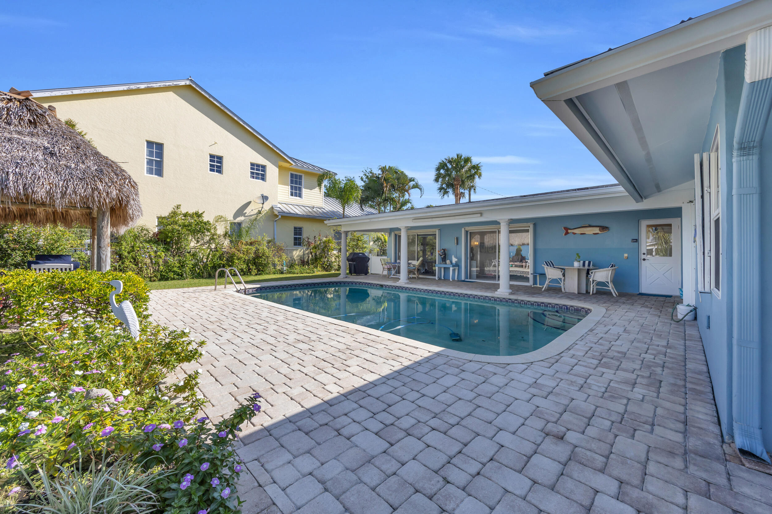 910 Dolphin Drive Jupiter, FL 33458 - Photo 26 of 29 Pool Aea