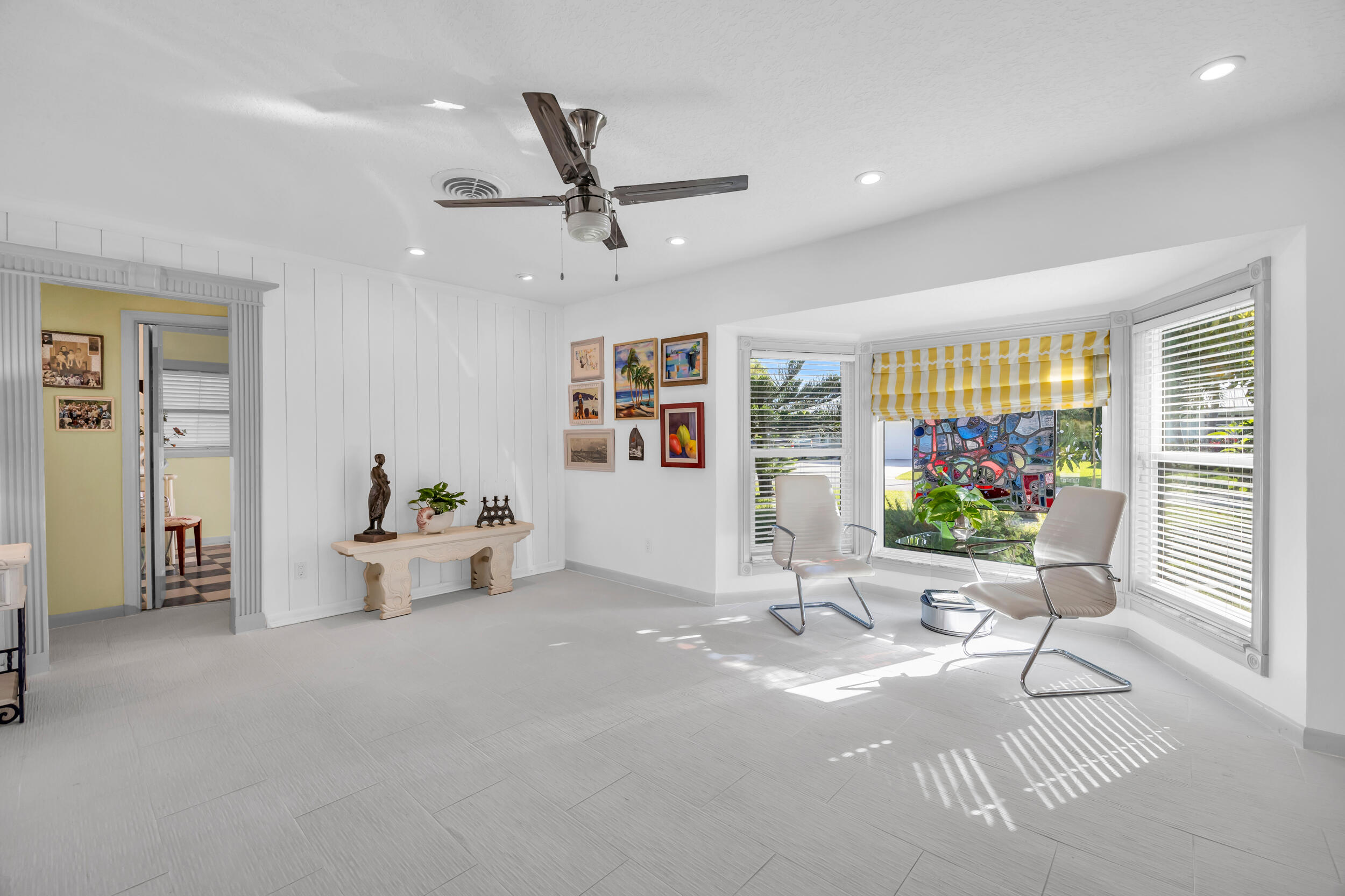 910 Dolphin Drive Jupiter, FL 33458 - Photo 6 of 29 Bay window for lots of sun