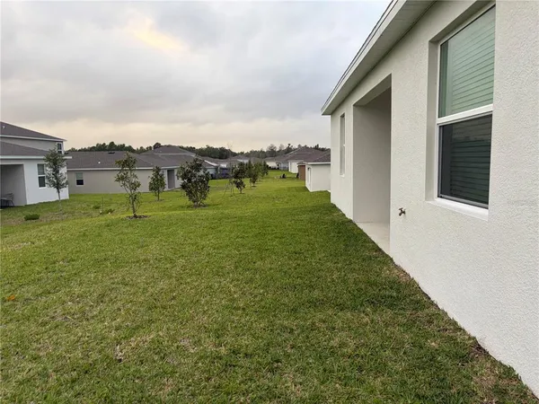 $2,300 | 5107 Bridgehaven Road, Davenport, FL 33837