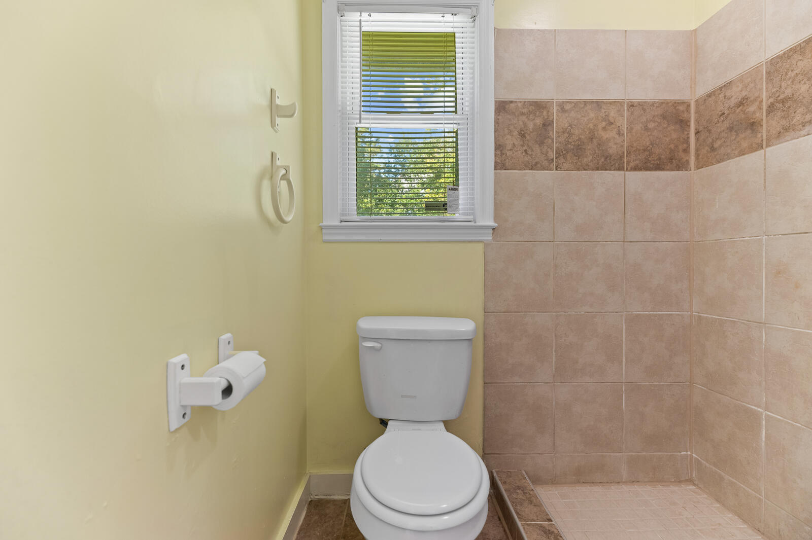 203 Heber Road Summerville, SC 29485 - Photo 19 of 24 Bathroom 2 w/ Stand- In Shower