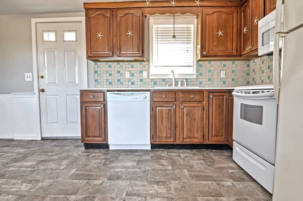 355 B Phillips Road, Unit B Sandwich, MA 02563 - Photo 17 of 26