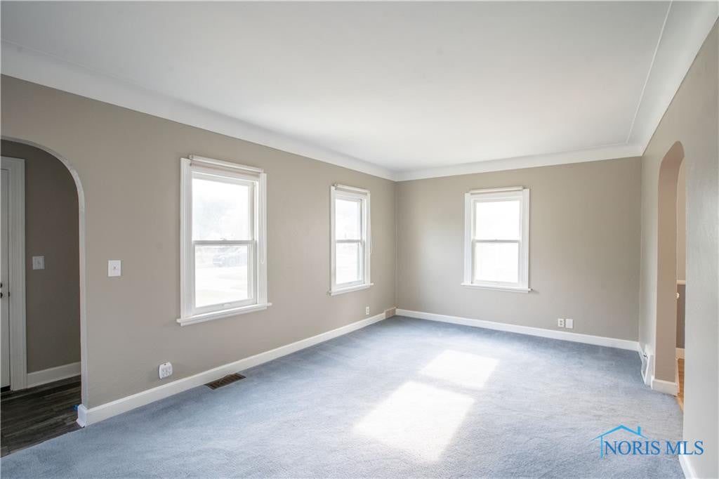 2536 Gracewood Road Toledo, OH 43613 - Photo 10 of 41 Gallery Image 10
