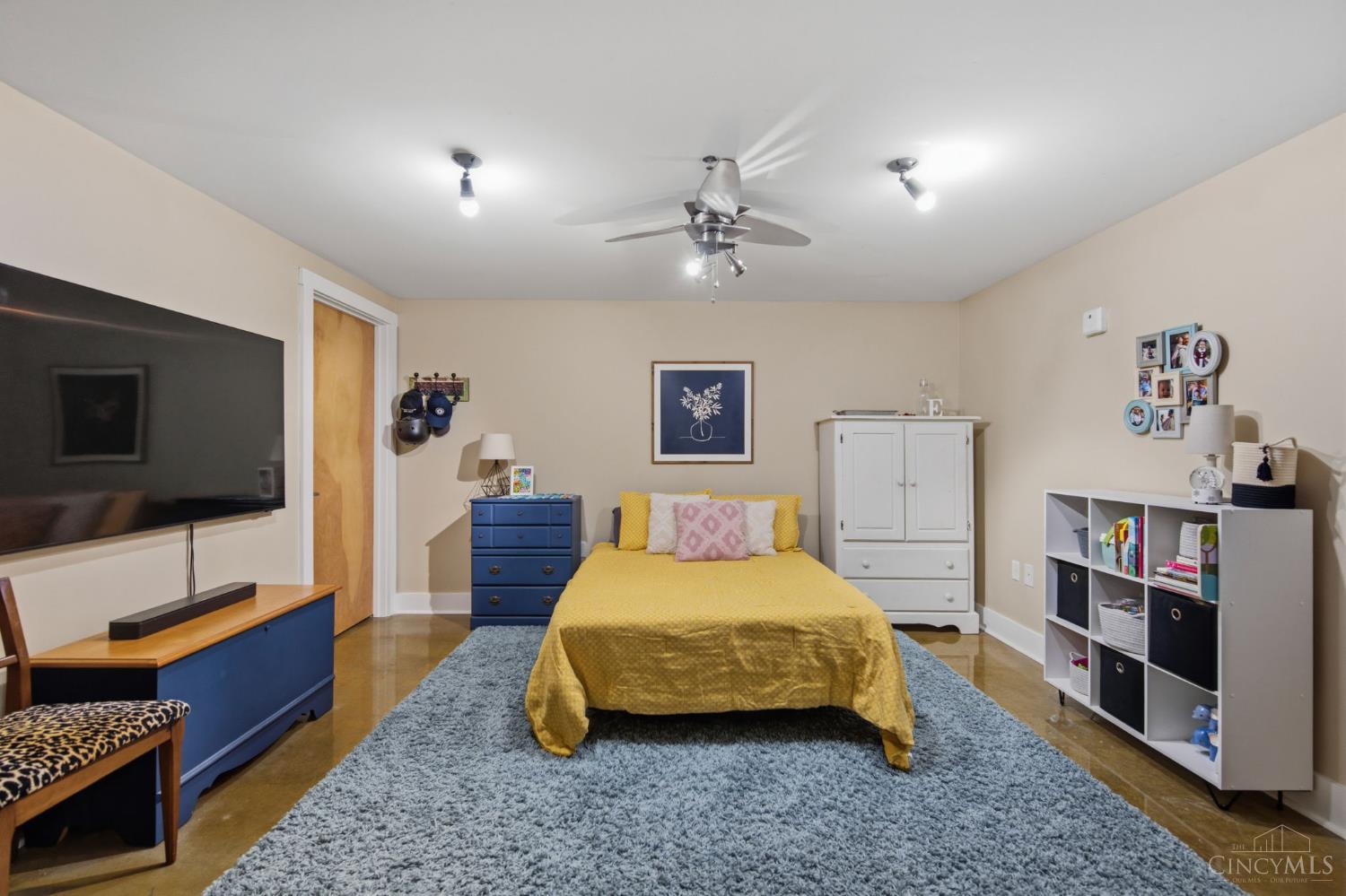 353 West 4th Street, Unit 602 Cincinnati, OH 45202 - Photo 32 of 44