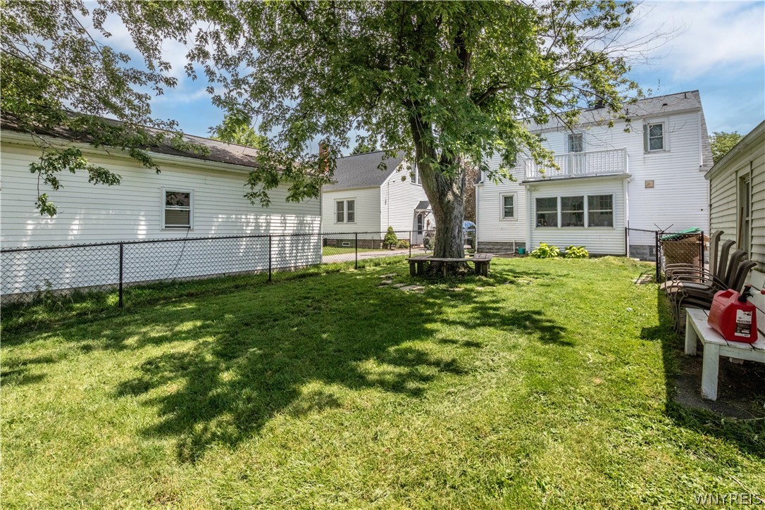 782 Beach Road Cheektowaga, NY 14225 - Photo 32 of 45
