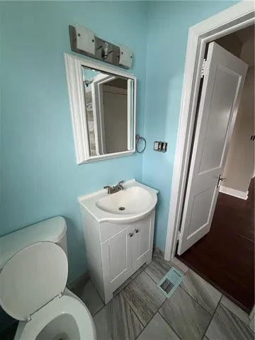 $950 | 605 East 9th Avenue, Tarentum, PA 15084