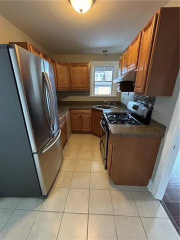 $950 | 605 East 9th Avenue, Tarentum, PA 15084