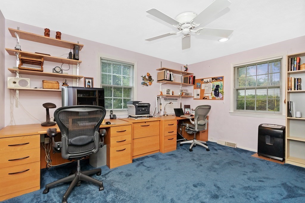 86 Parker Road Framingham, MA 01702 - Photo 16 of 30 Gallery Image 16