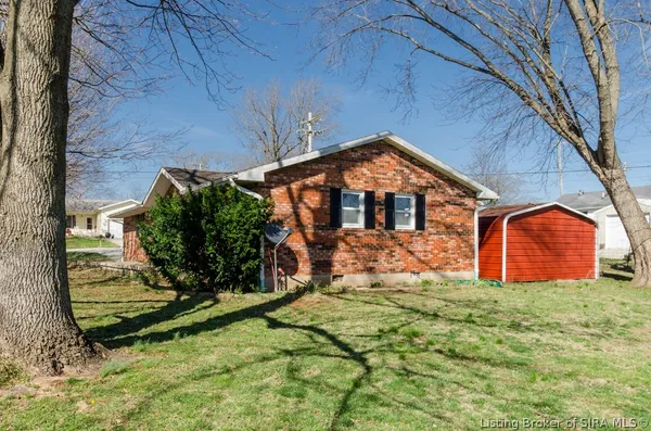 $187,900 | 120 Nichols Avenue, Salem, IN 47167