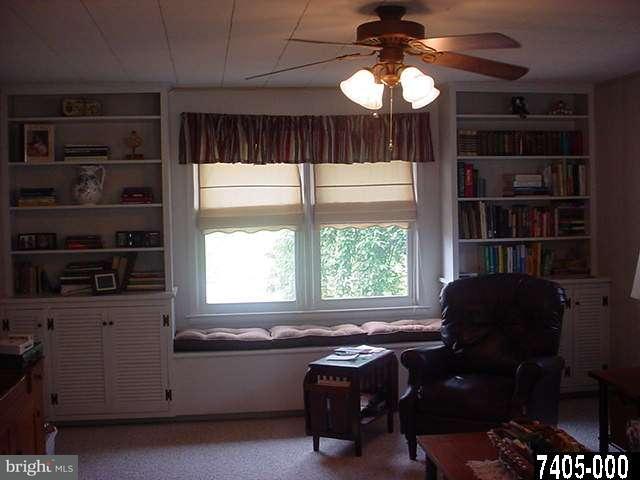 2350 Loucks Road York, PA 17408 - Photo 2 of 23 Gallery Image 2