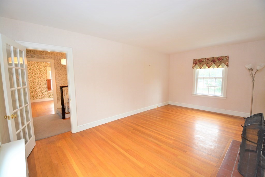 11 Tanager Road Attleboro, MA 02703 - Photo 11 of 26 Gallery Image 11