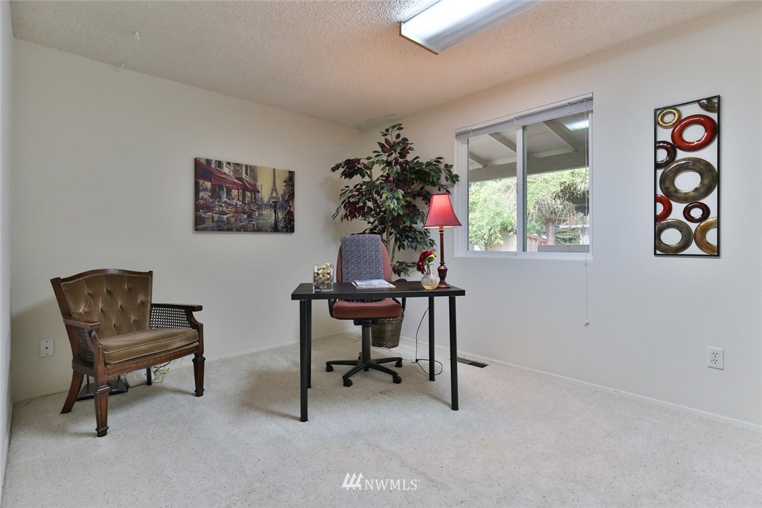 129 221st Street Southwest Bothell, WA 98021 - Photo 15 of 25