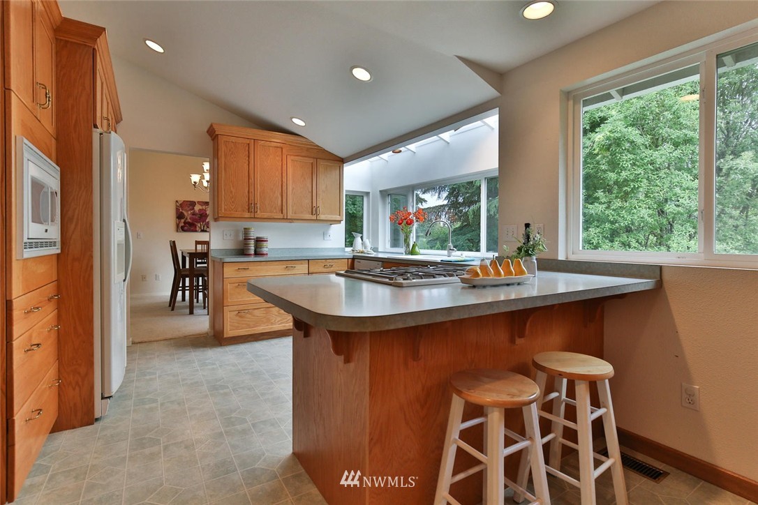 129 221st Street Southwest Bothell, WA 98021 - Photo 6 of 25