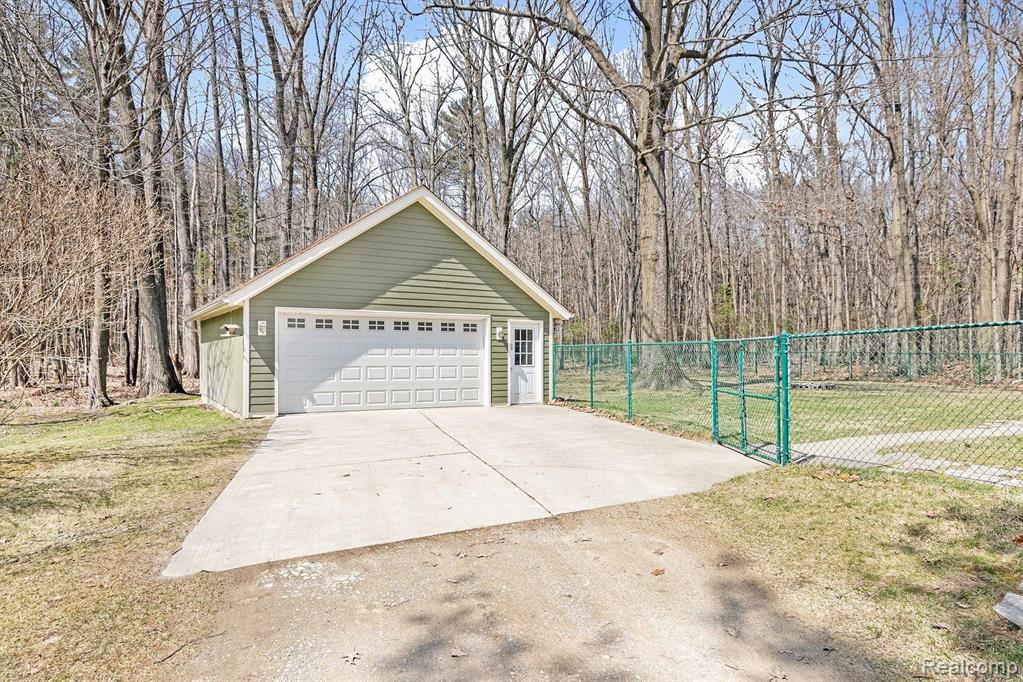 2560 Werner Road Columbus, MI 48063 - Photo 3 of 19