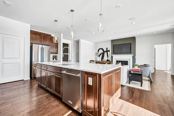 $571,549 | 3252 Oak Creek Lane, Aurora, IL 60503