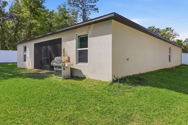 $1,950 | 8361 North Elkcam Boulevard, Citrus Springs, FL 34434