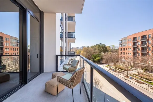 $7,500 | 2425 Peachtree Street Northeast, Unit 412, Atlanta, GA 30305