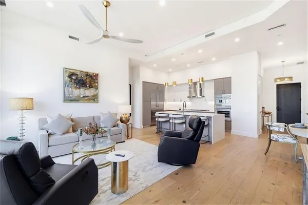 $7,500 | 2425 Peachtree Street Northeast, Unit 412, Atlanta, GA 30305