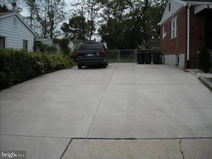 5301 Riga Street Clinton, MD 20735 - Photo 7 of 16 Plenty of parking!