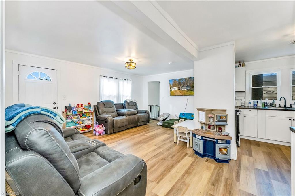 359 Cartpath Road North Wilkesboro, NC 28659 - Photo 5 of 23