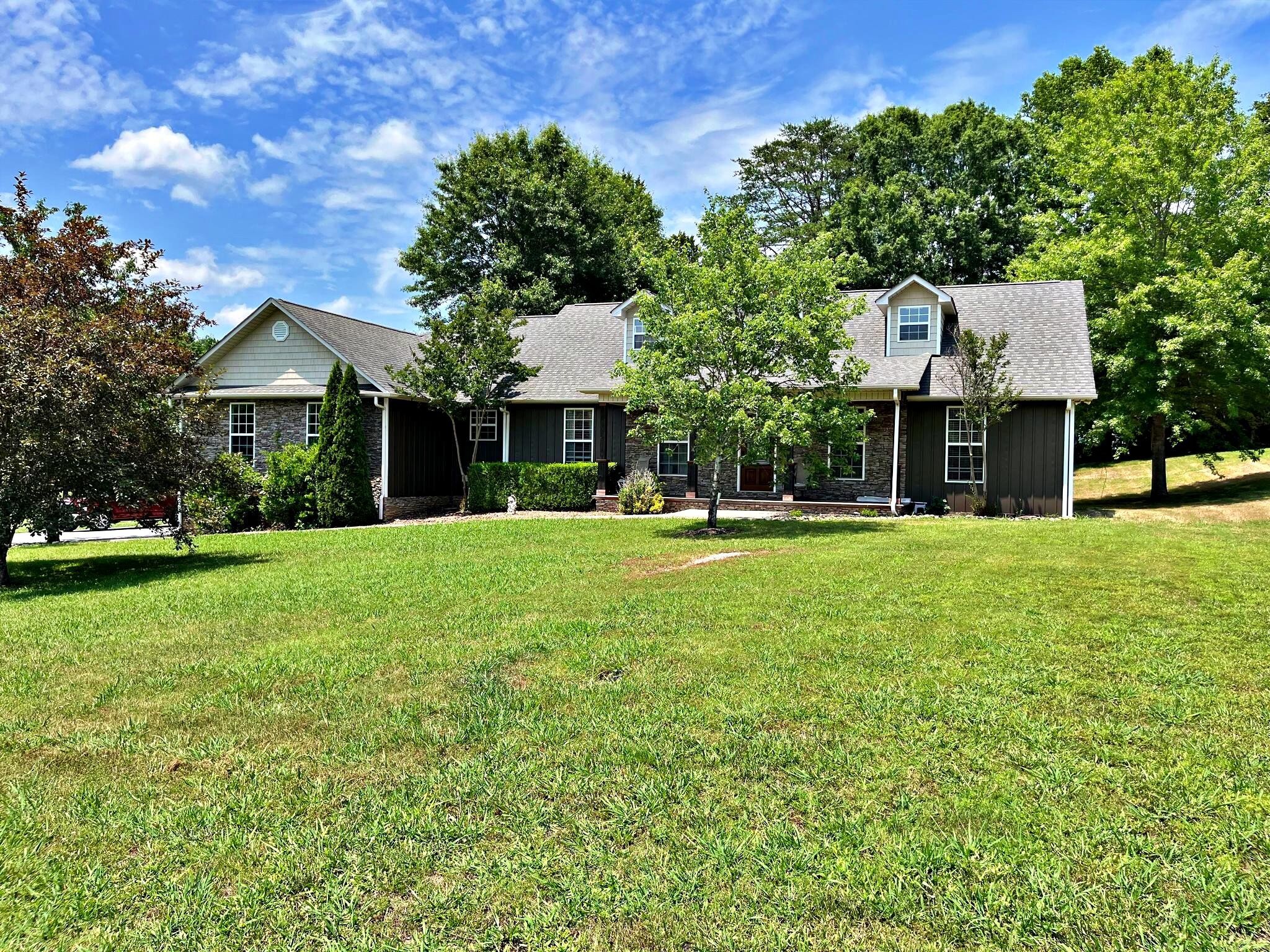 191 Robbies Lane Decatur, TN 37322 - Photo 3 of 60 Gallery Image 3