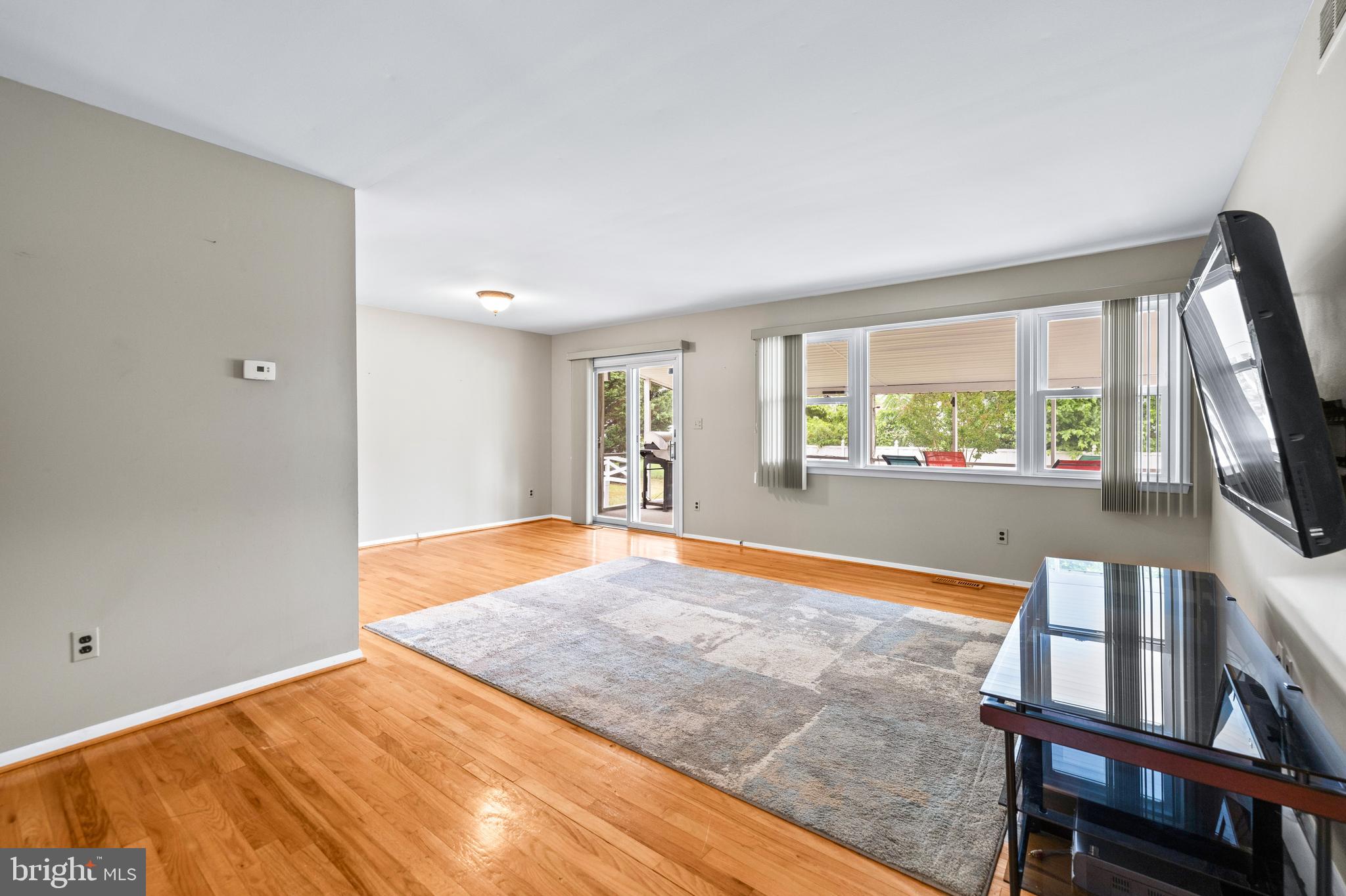 4612 Ballygar Road Baltimore, MD 21236 - Photo 5 of 26