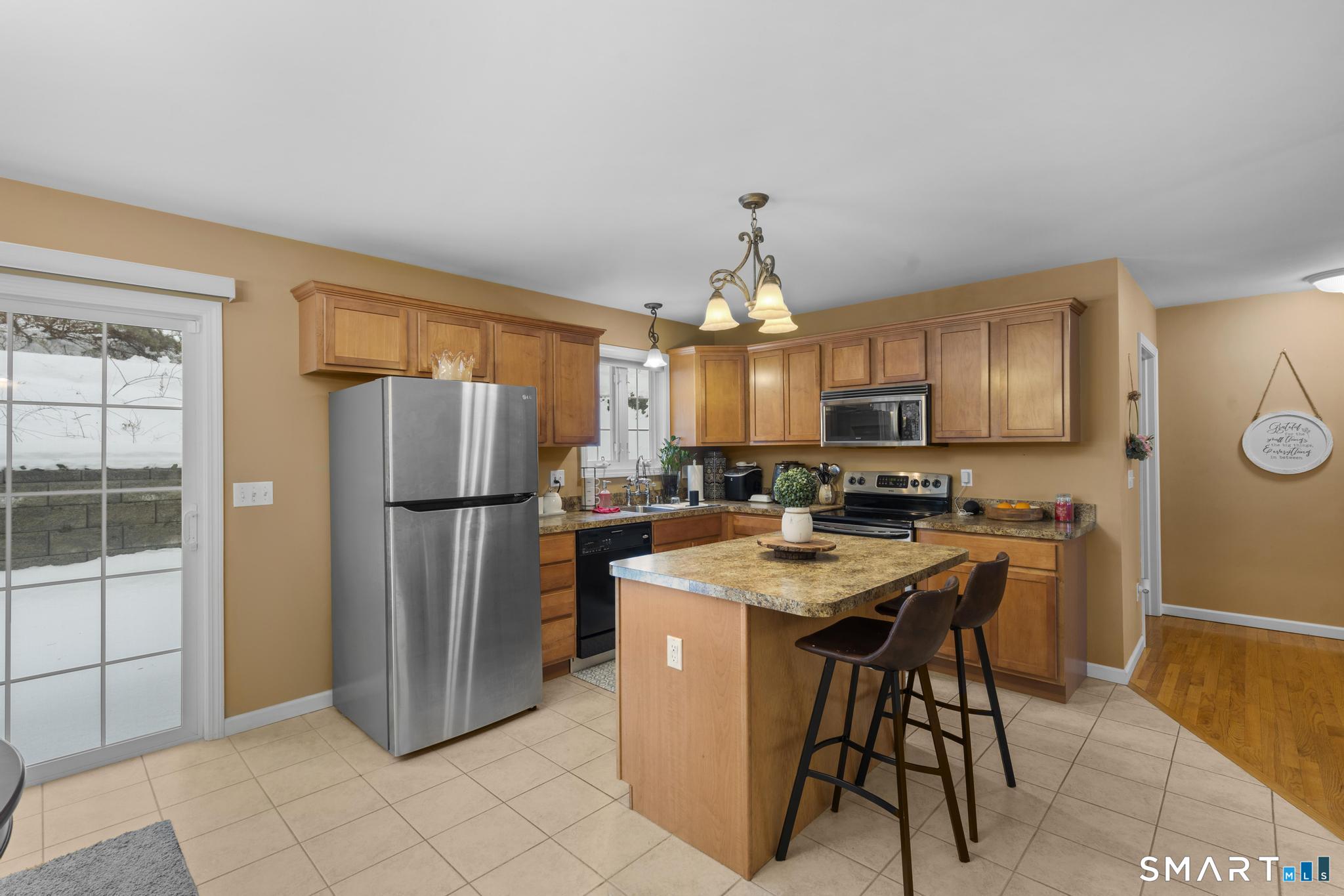 22 Neagle Street Naugatuck, CT 06770 - Photo 17 of 36