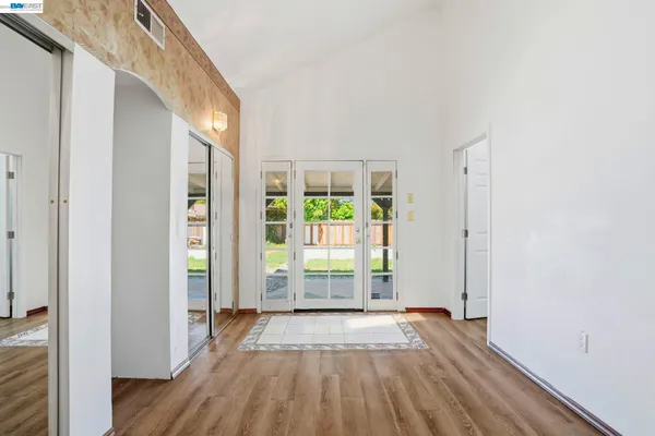 $370,000 | 315 M Street, Patterson, CA 95363