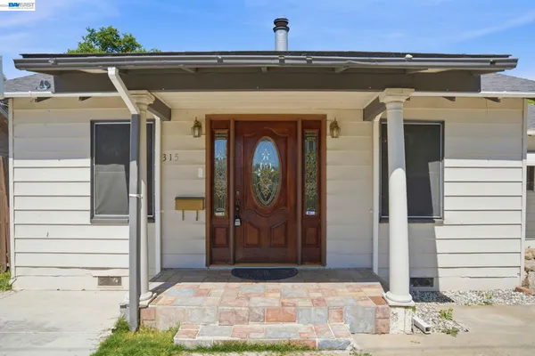 $370,000 | 315 M Street, Patterson, CA 95363